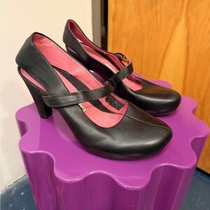Tsubo W7 Black Heeled Strap Mary-Janes